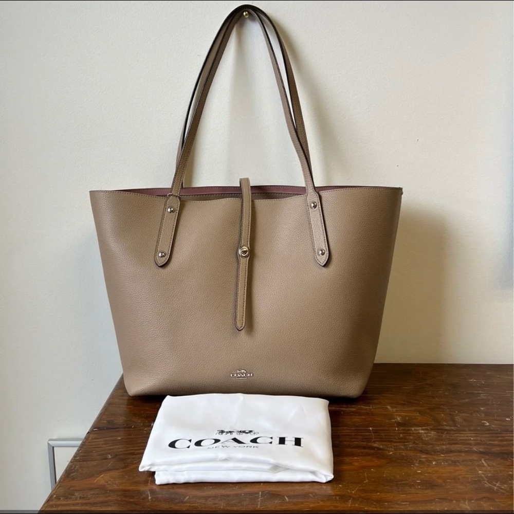 Coach market tote
